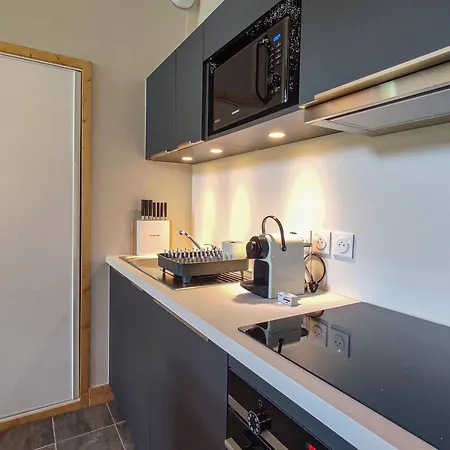 Superbe Duplex 3* Avec Prestations Hotelieres, Pied De Pistes, Parking, Wifi - Fr-1-356-378 Les Avanchers