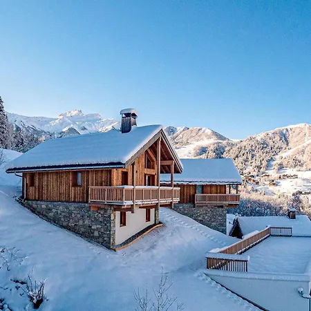 Chalet Superbe Duplex 3* Avec Prestations Hotelieres, Pied De Pistes, Parking, Wifi - Fr-1-356-378 *